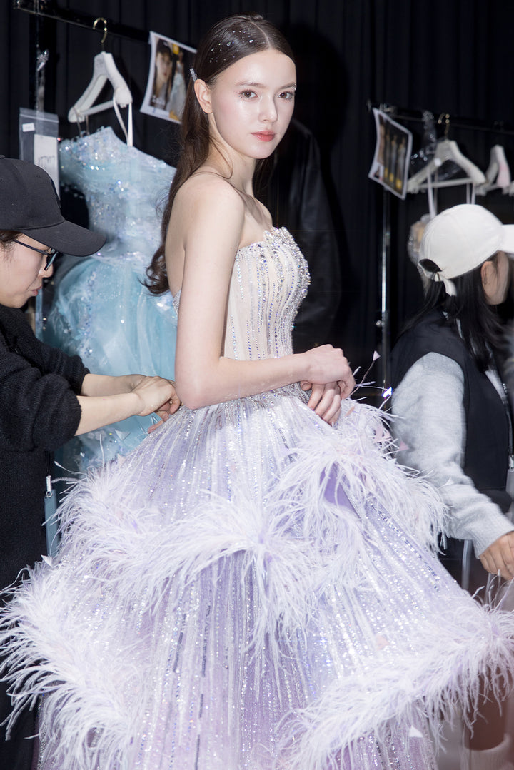 Feather Detailed Strapless Dress