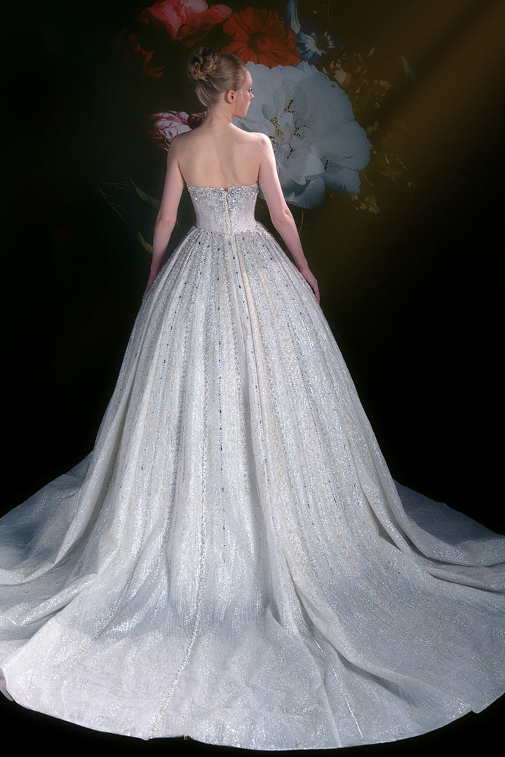 Strapless Sweetheart Neckline and Crystal Embroidery Dress