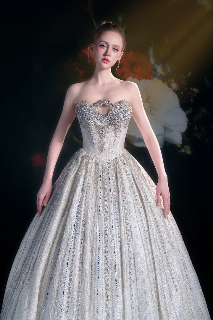 Strapless Sweetheart Neckline and Crystal Embroidery Dress