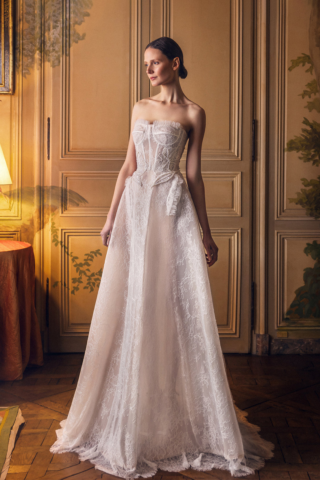 Floor-Length Bridal Gown with Strapless Bodice Sweep Train with Scalloped Lace Edges White / FR 36 Floor-Length Bridal Gown with Strapless Bodice Sweep Train with Scalloped Lace Edges White / FR 36