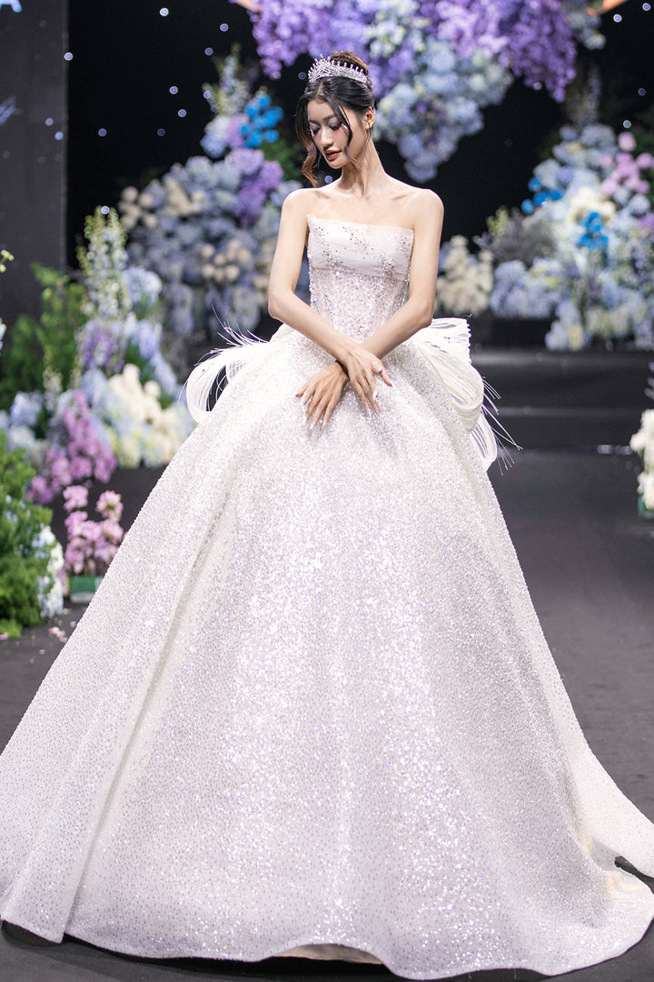 Sculpted Silhouette Corseted Bodice to Layered Tulle Dress