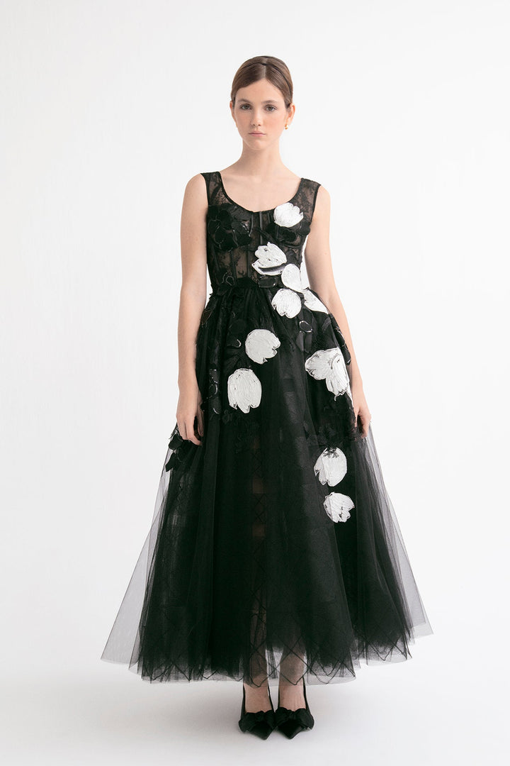 Tulle and Chantilly Sleeveless A-line Dress with Floral Appliques