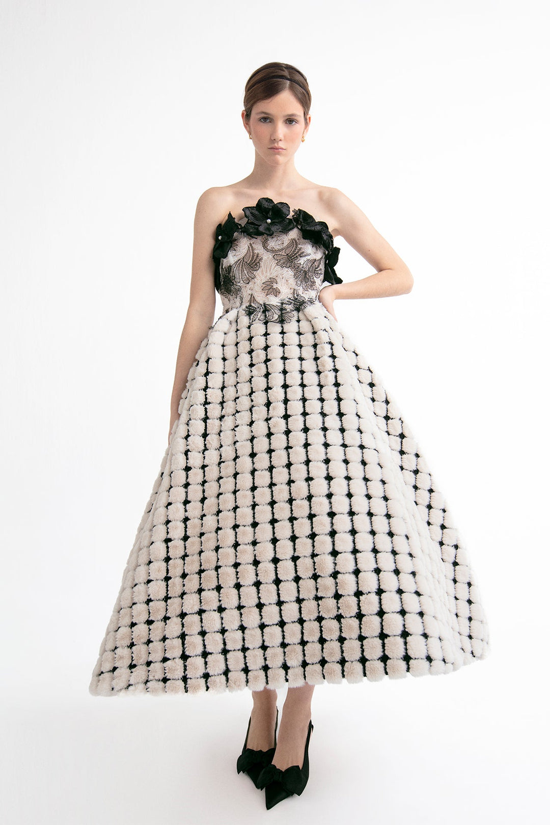 Strapless midi gown with flowers Black-White / FR 42 Strapless midi gown with flowers Black-White / FR 42