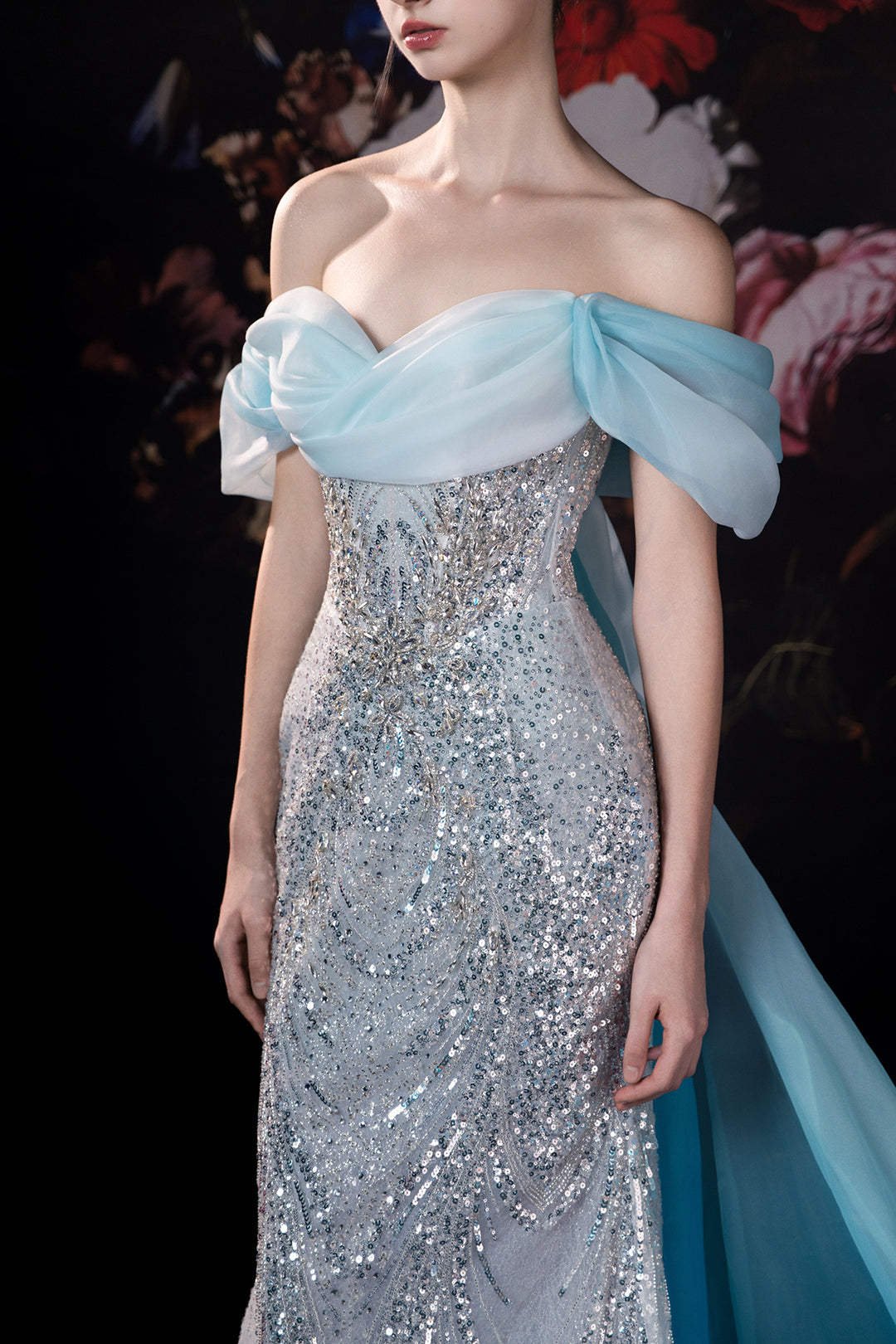 Mermaid Dress Off-The-Shoulder Silhouette and Train