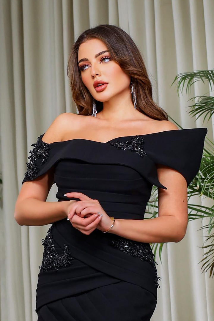 Off-The-Shoulder with A Fitted Bodice