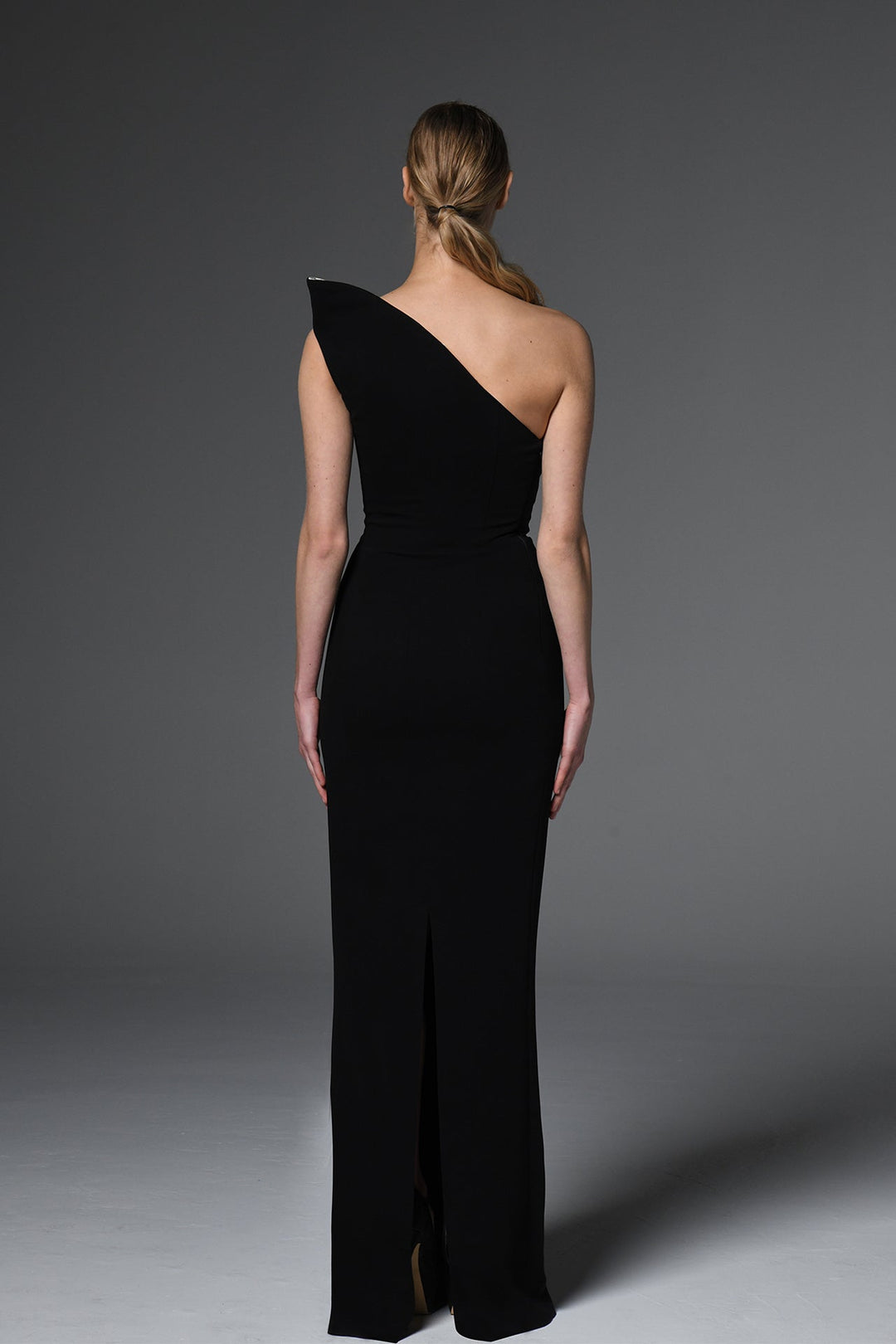 Asymmetric neckline crepe dress Black / US 0 Asymmetric neckline crepe dress Black / US 0