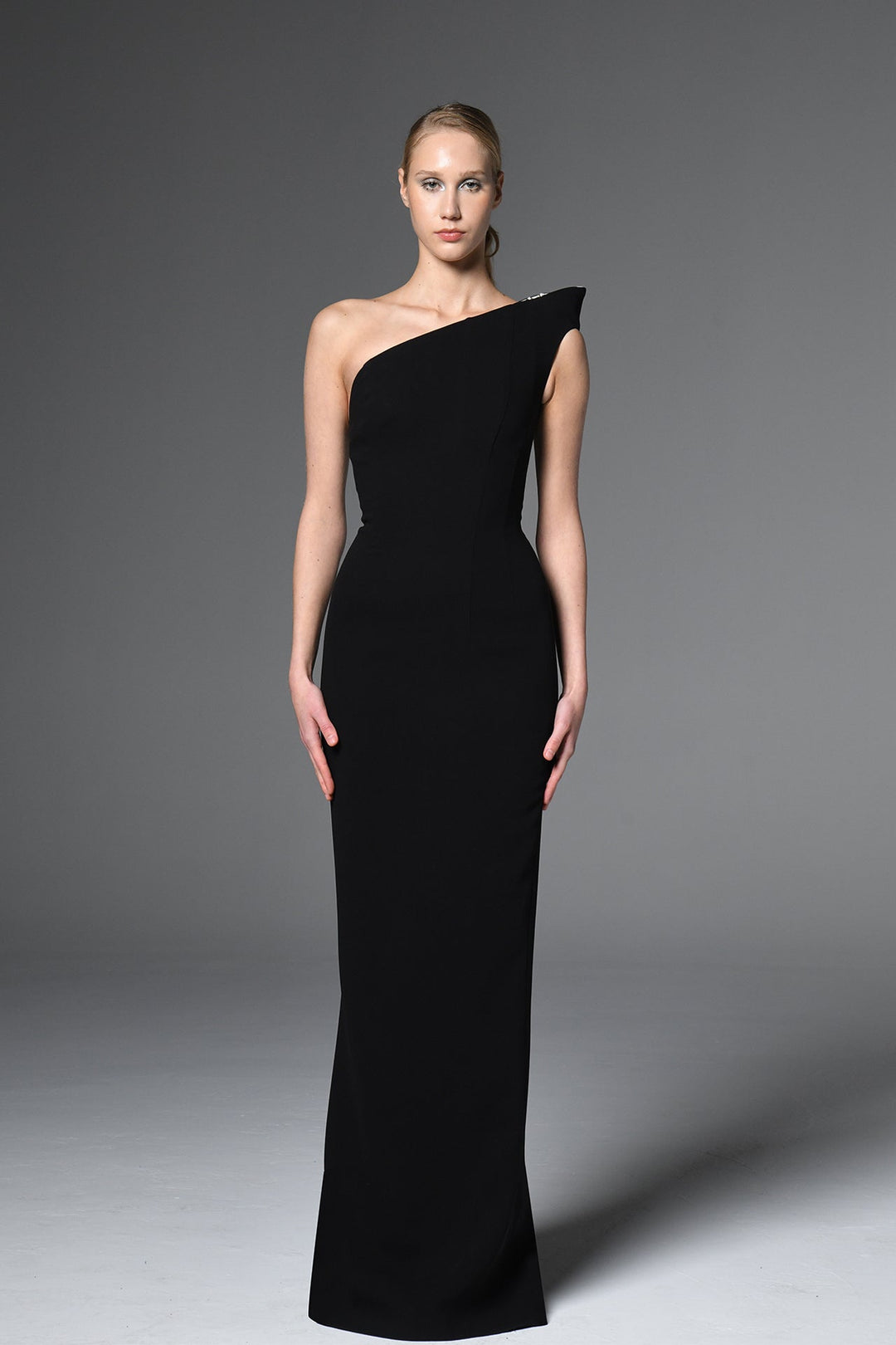 One-Shoulder Dress Black / US 18 One-Shoulder Dress Black / US 18