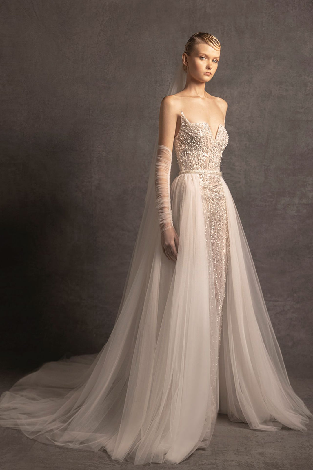 Sequin Strapless Fitted Wedding Dress with Overskirt FR 46 / Beige Sequin Strapless Fitted Wedding Dress with Overskirt FR 46 / Beige