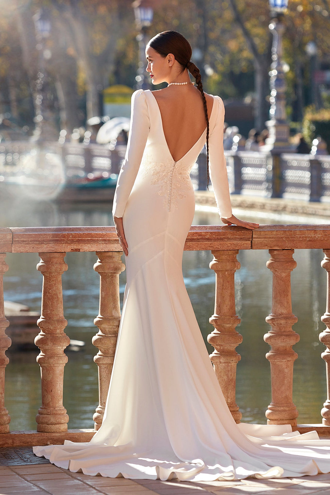 Off-White Mermaid Long Wedding Dress