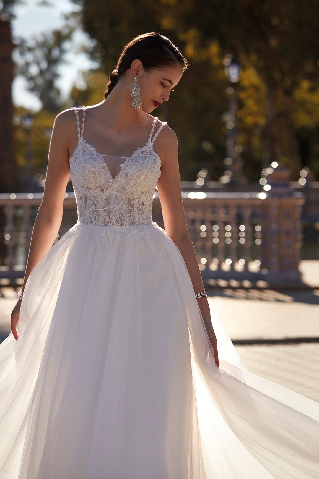 Off-White Lace & Tulle Rhinestone Wedding Gown