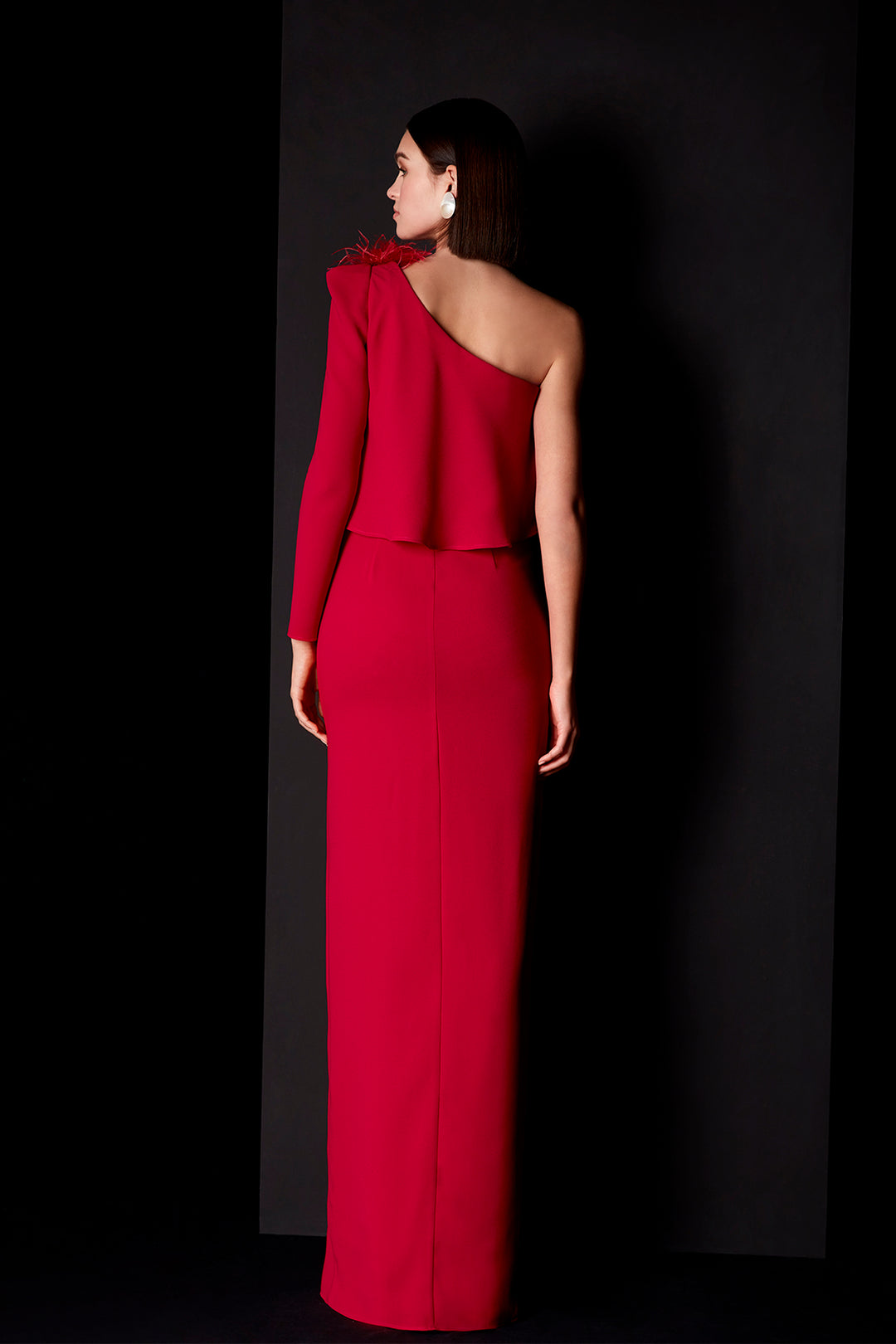 Asymmetrical neckline one sleeve crepe dress Red / FR 42 Asymmetrical neckline one sleeve crepe dress Red / FR 42