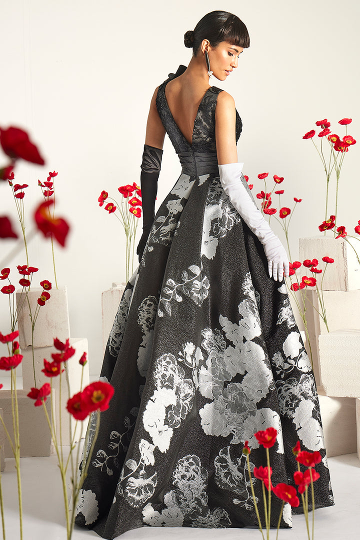 V-Neck A-line with Shoulder Architecture Dress