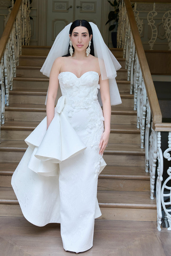 Minimalist Bridal Silhouette