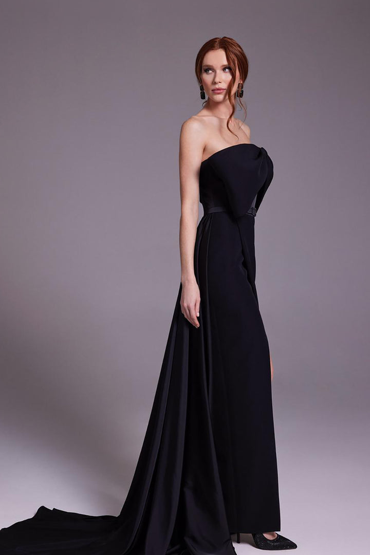 Crepe Dress with Strapless Off-The-Shoulder