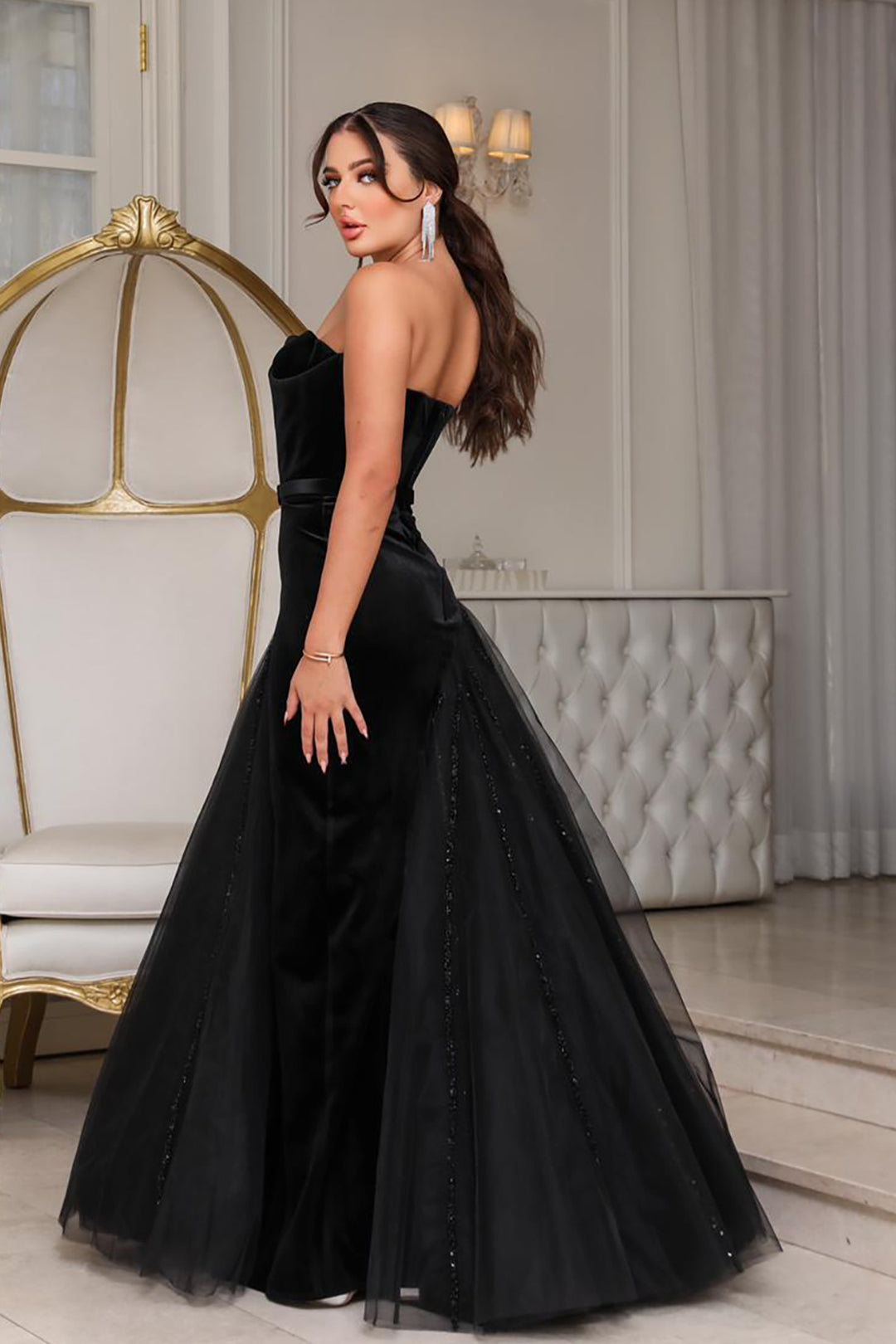 Strapless Bodycon with Fishtail and Corset-Belt