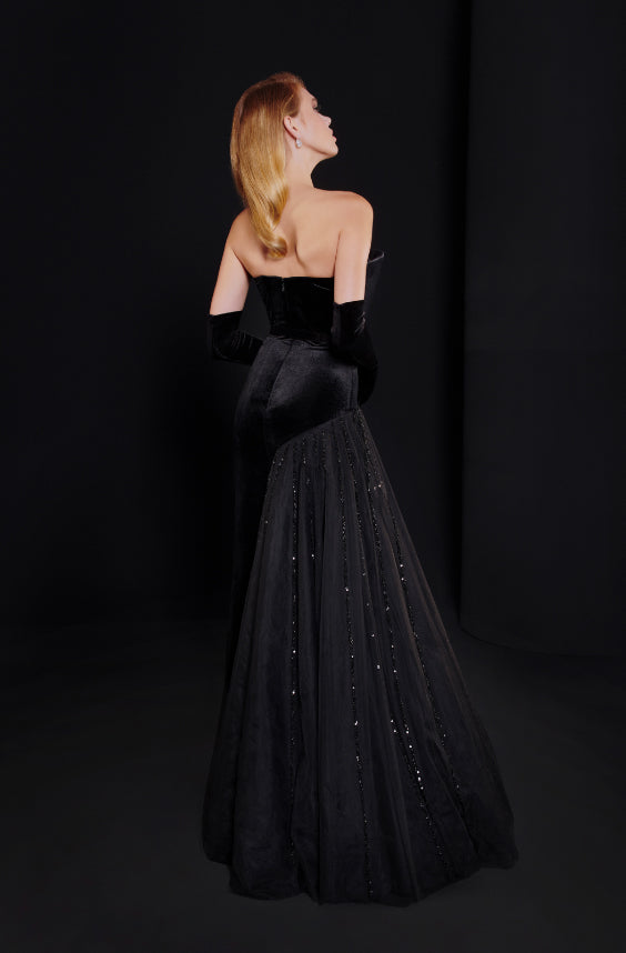 Strapless Bodycon with Fishtail and Corset-Belt