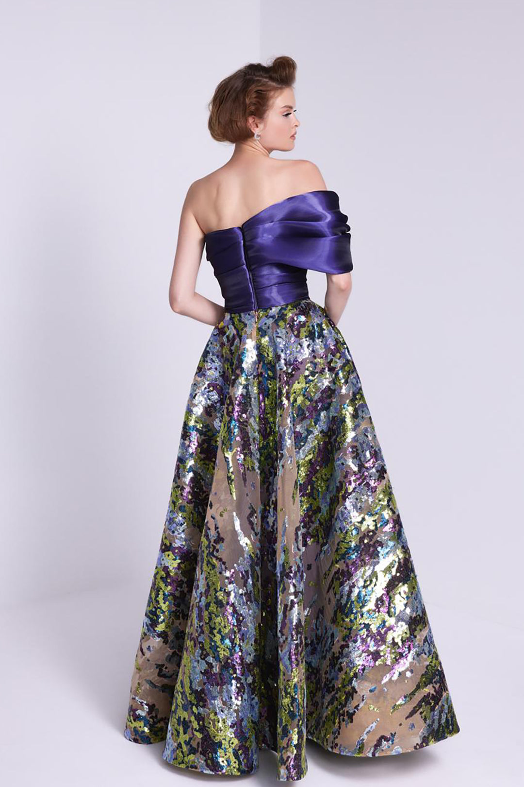 Long Dress with Payet And Embroidery