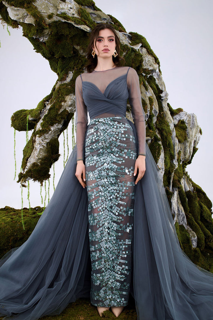 Column with Sculpted Overlay