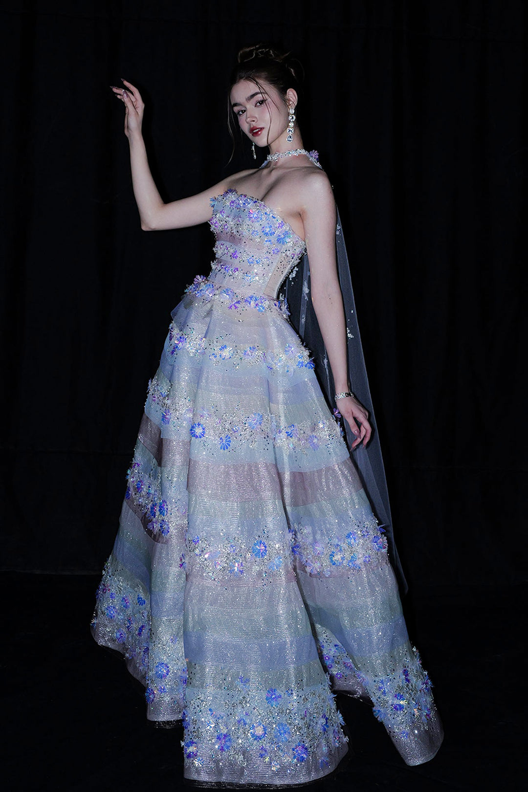 A-Line Strapless Silhouette with Layered Sequin Skirt Metallic Silver / FR 44