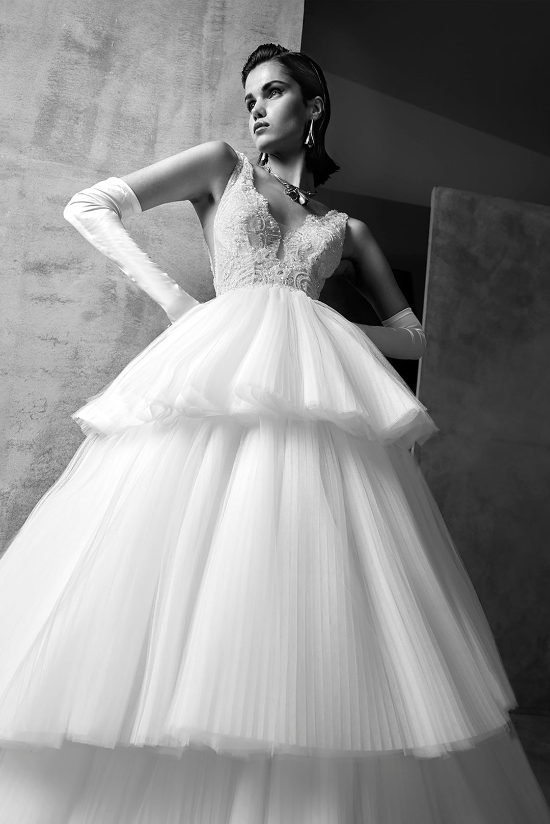 sleeveless princess wedding dresses Princess Wedding Dress Glitter Lace Applique Sleeveless White Ball Bridal Gown