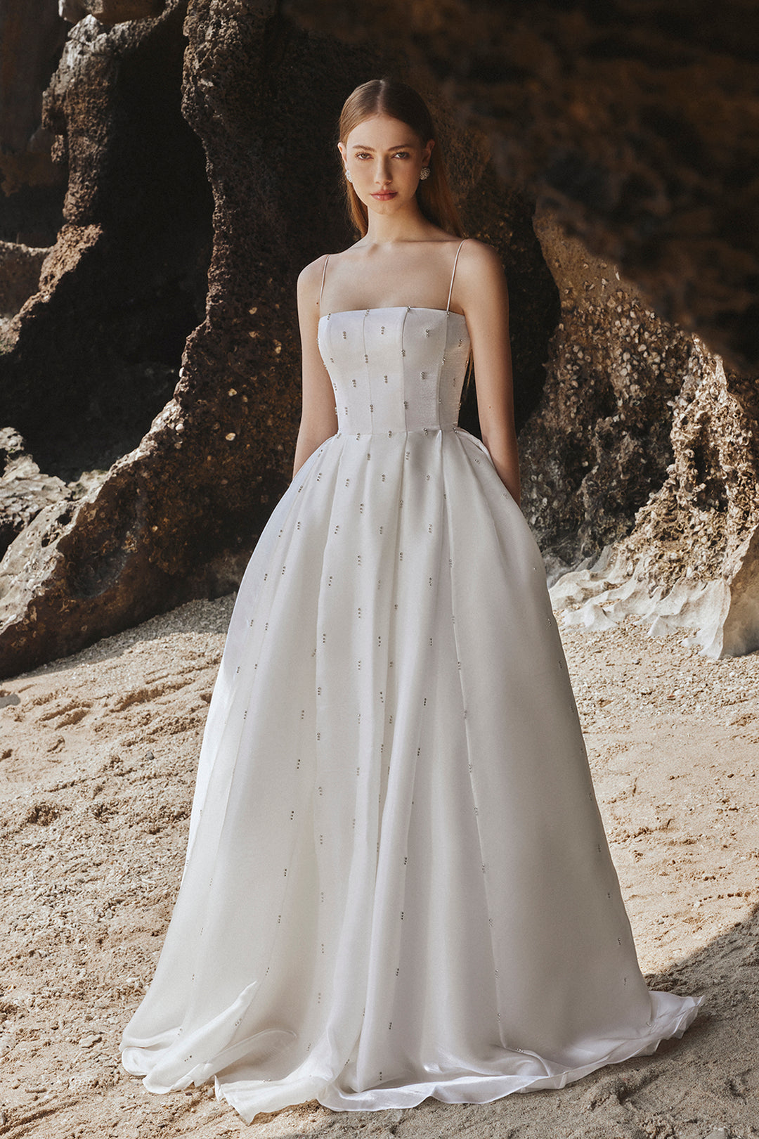 Crystal Embellished Sleeveless Princess Dress White / FR 50 Crystal Embellished Sleeveless Princess Dress White / FR 50