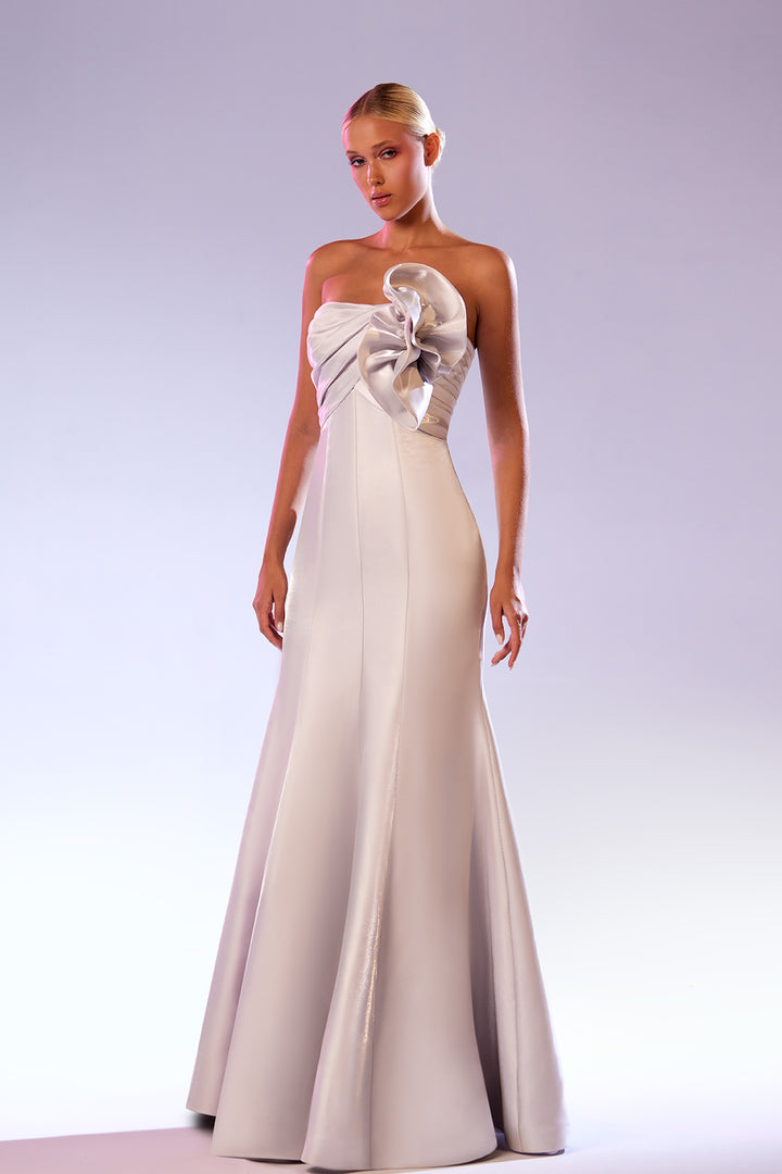 Mermaid Dress with Strapless and Ruffled Flower