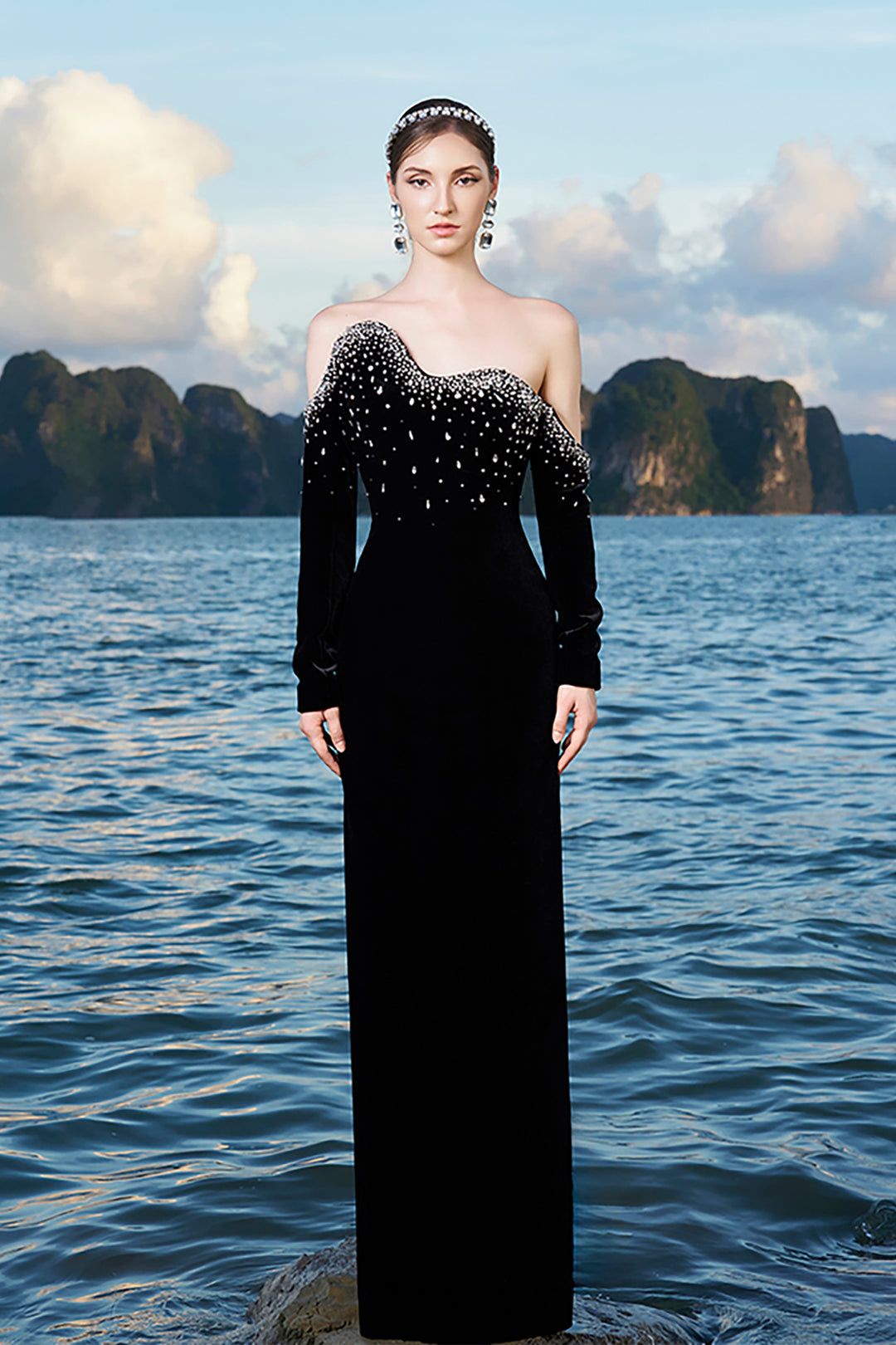 Velvet Off-Shoulder Dress with Crystal Embellishments Black / FR 34