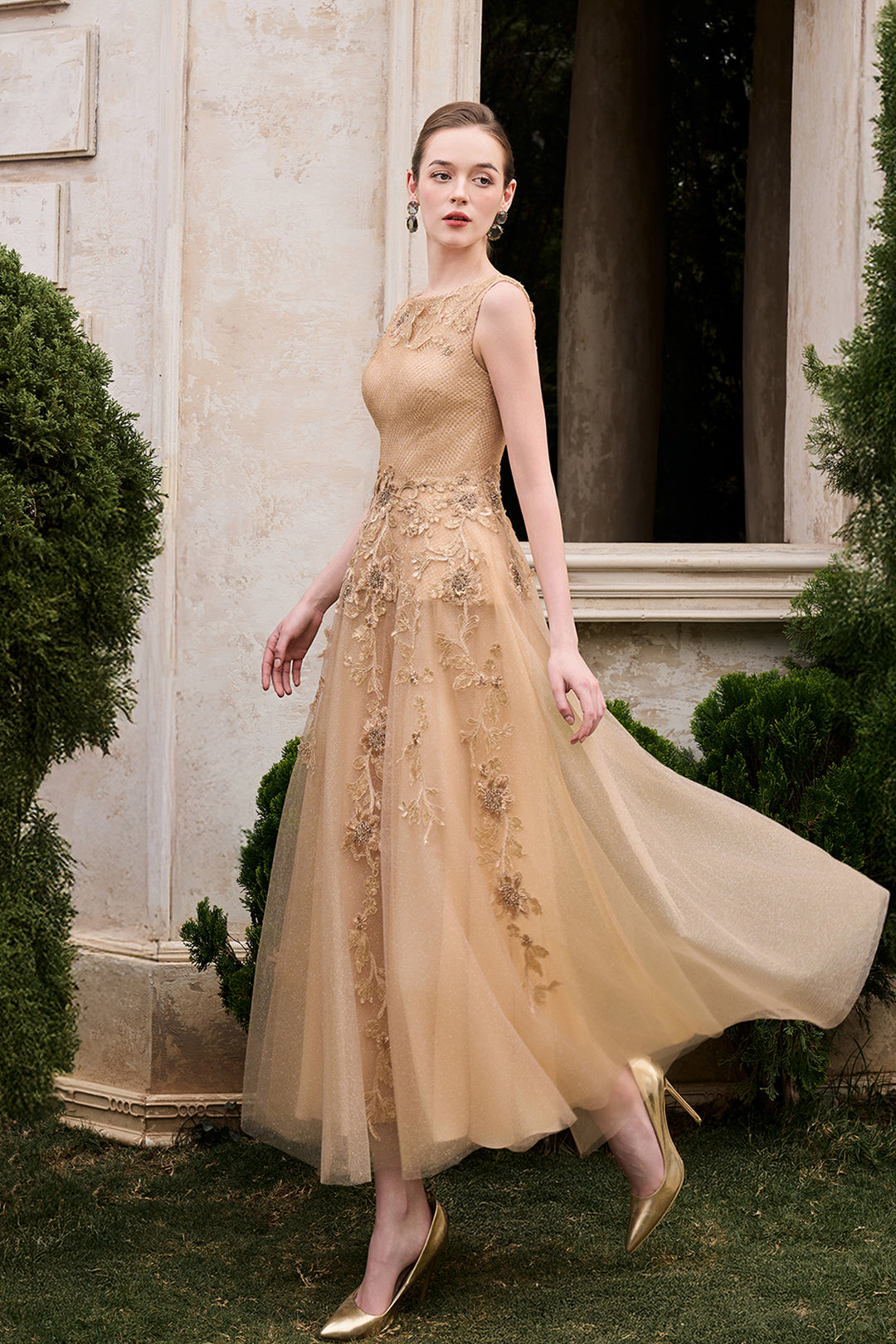 Sleeveless Boat Neck Draped A-Line Dress