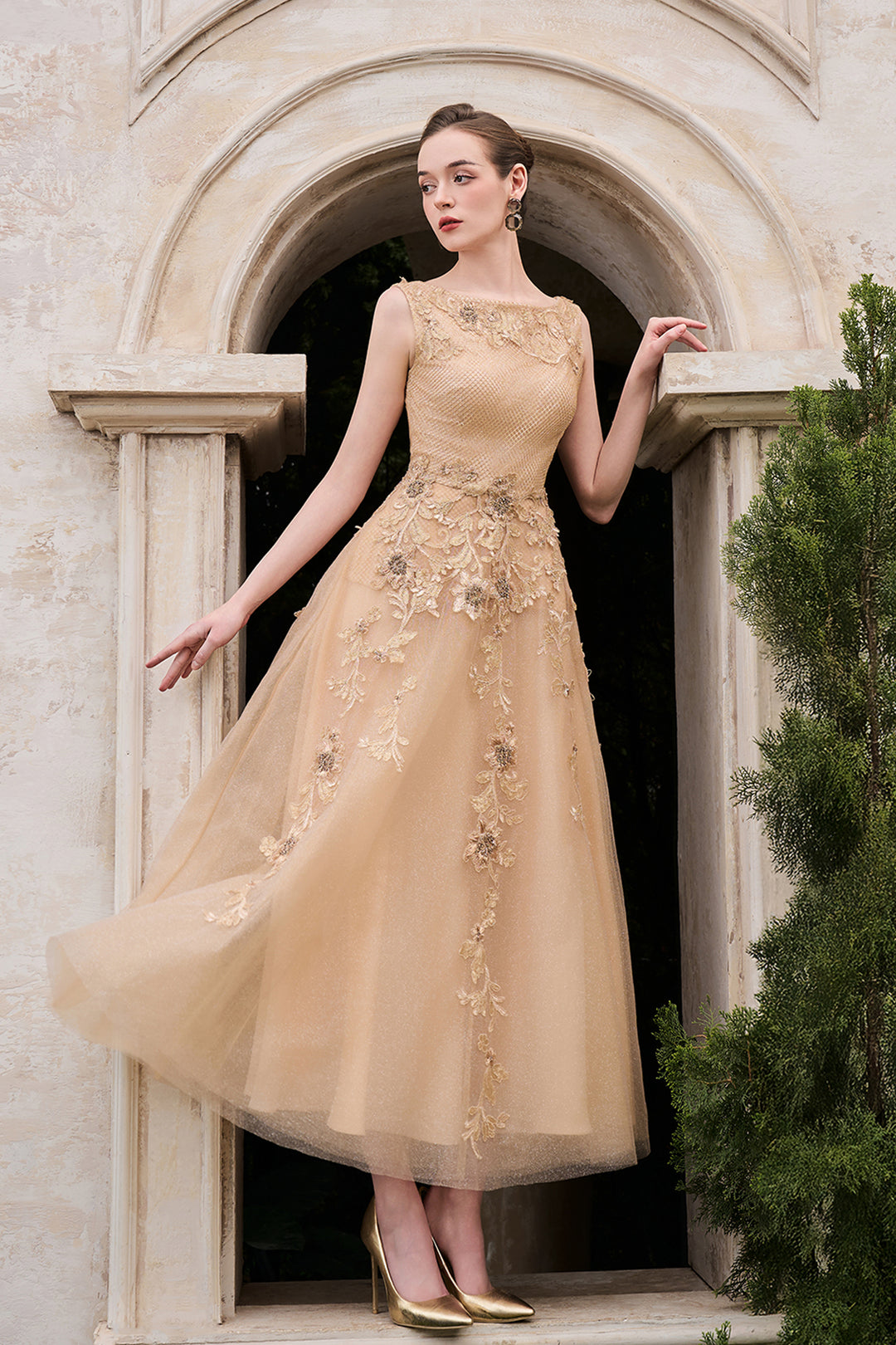 Sleeveless Boat Neck Draped A-Line Dress