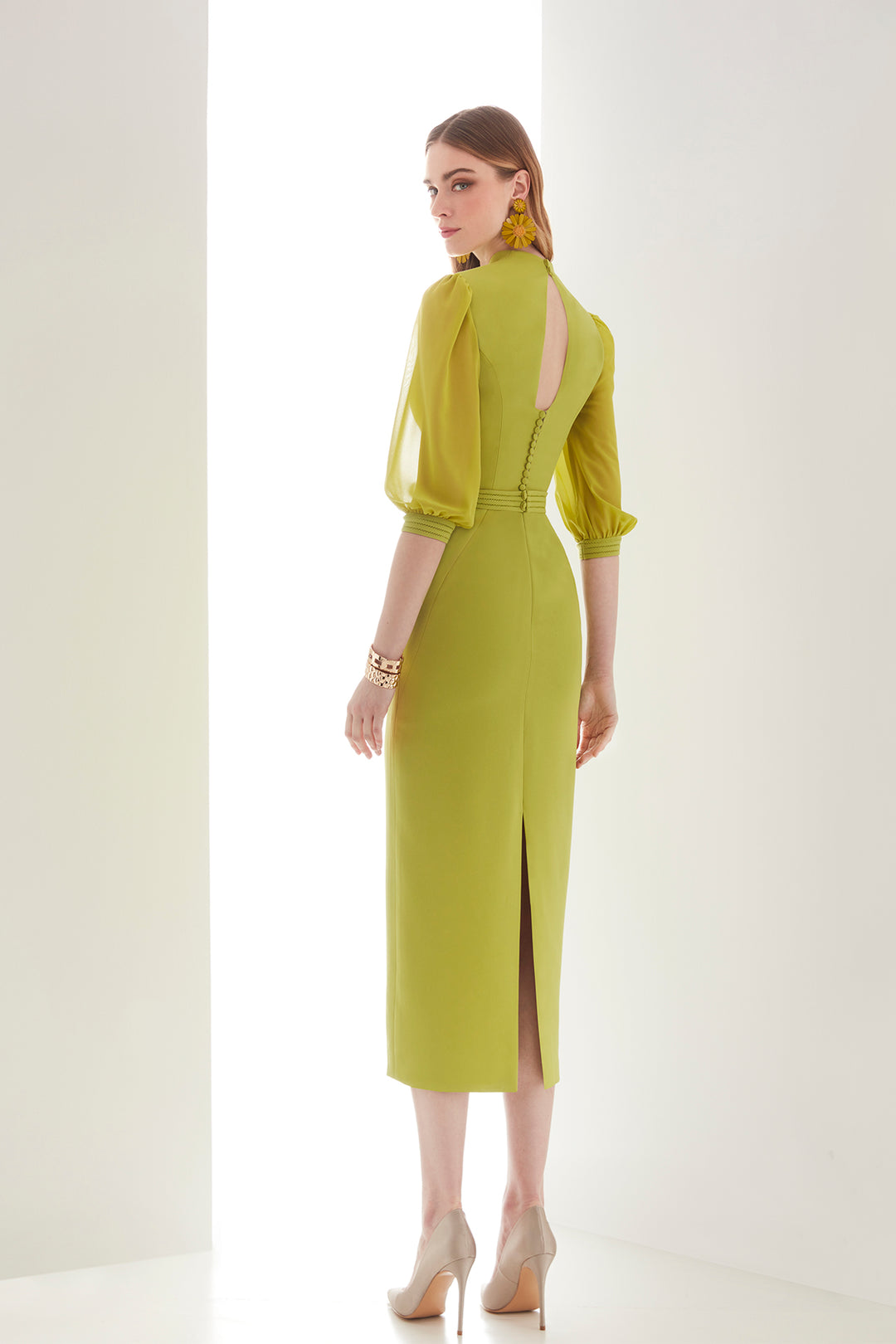 Cocktail Dress with V-Neckline and Sheathed Midi Skirt