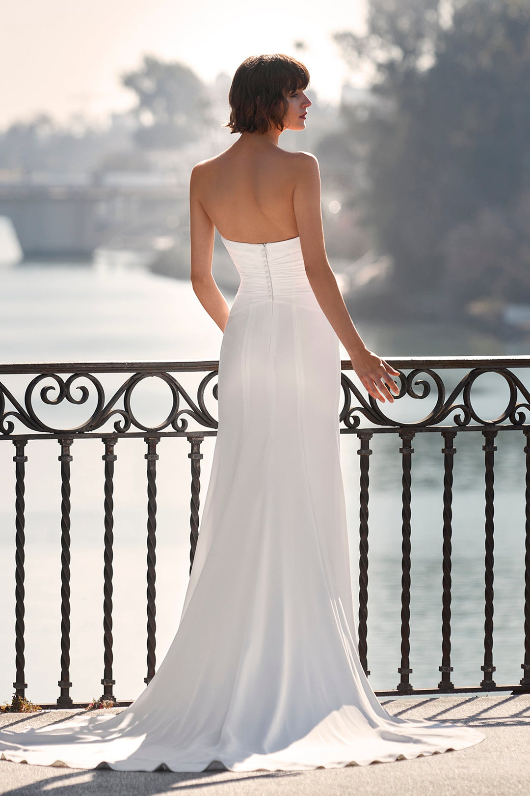 Off-White Mermaid Long Wedding Dress