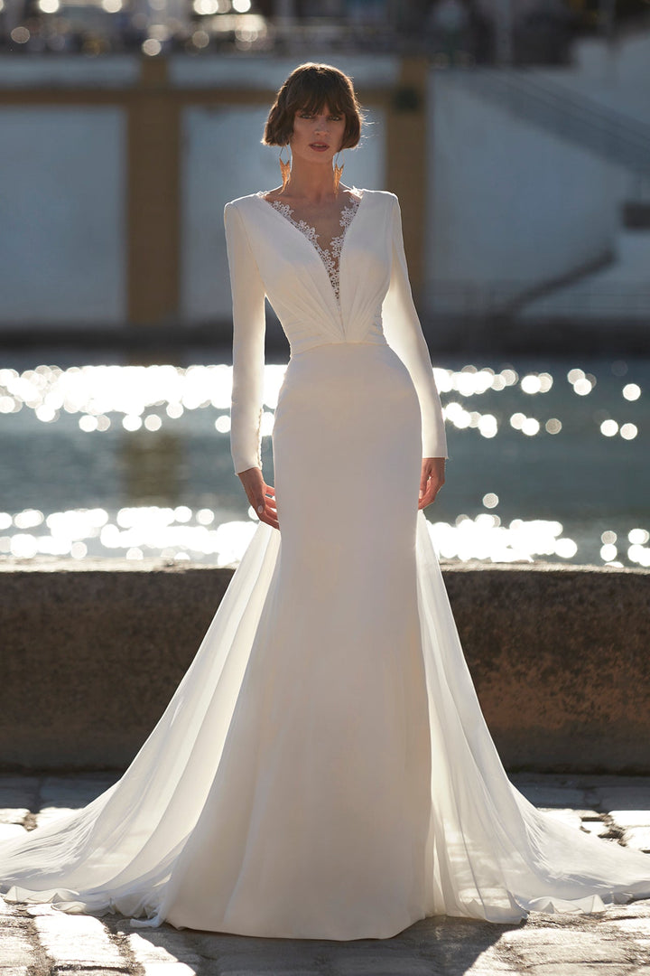 Off-White Mermaid Long Wedding Dress