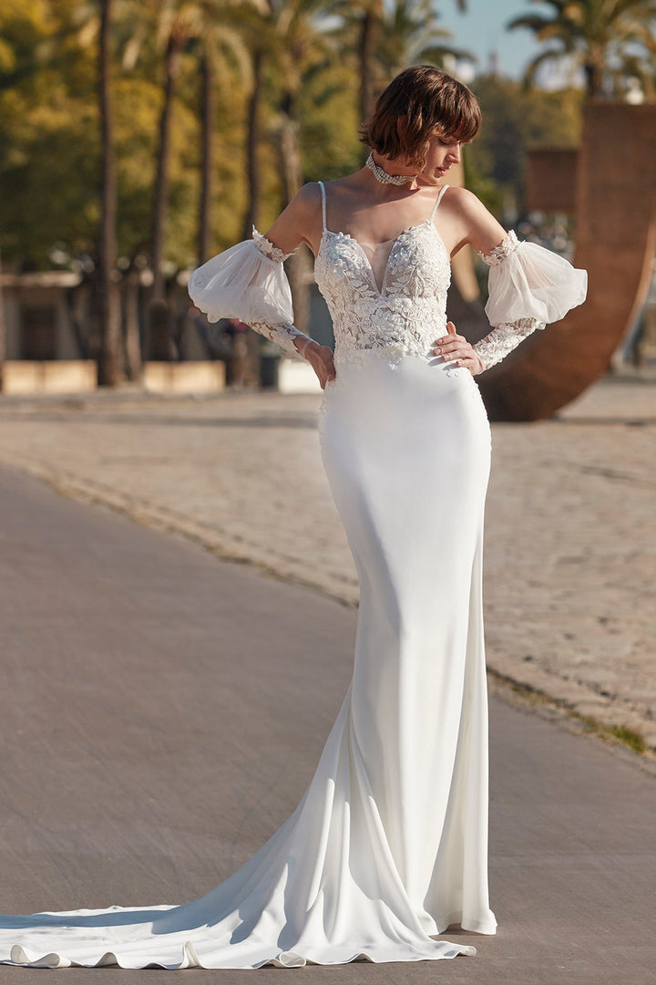 Off-White Mermaid Long Wedding Dress