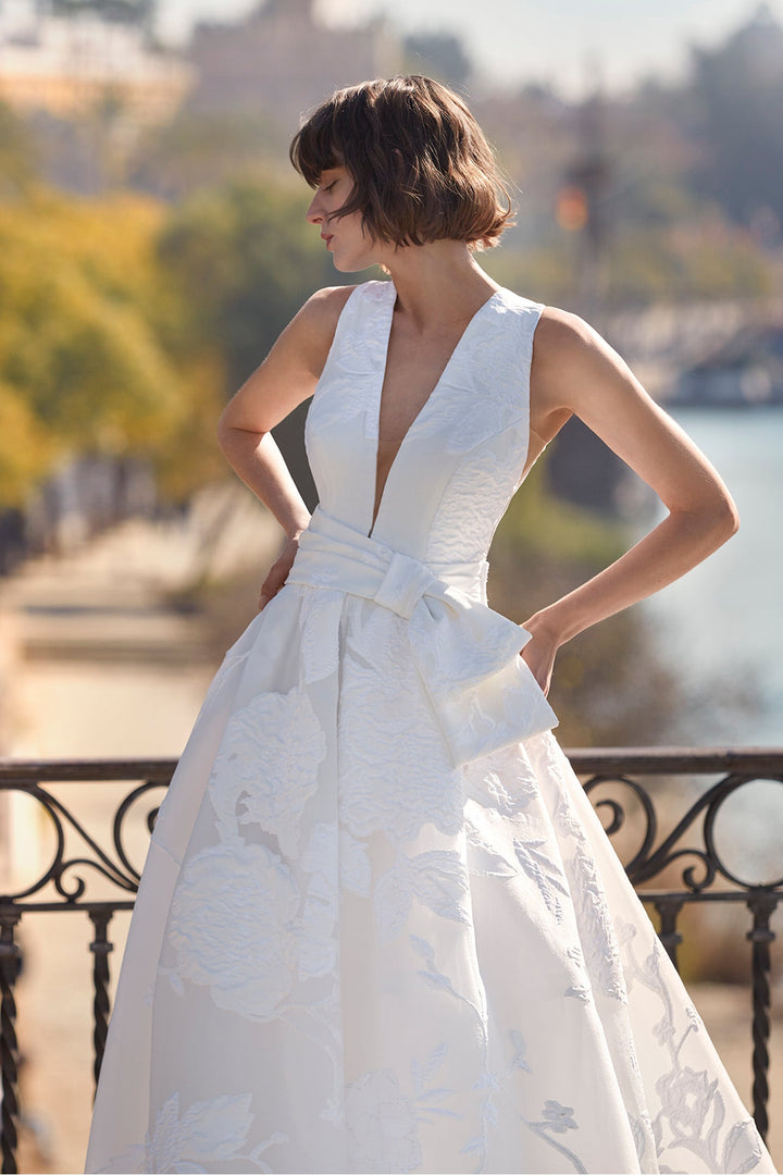 Off-White Organza Wedding Dress