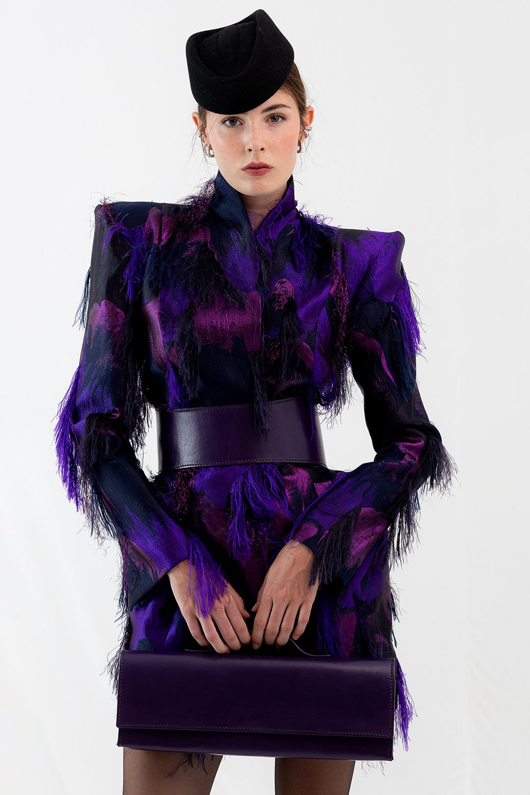 Short Coat Jacquard and Feathers