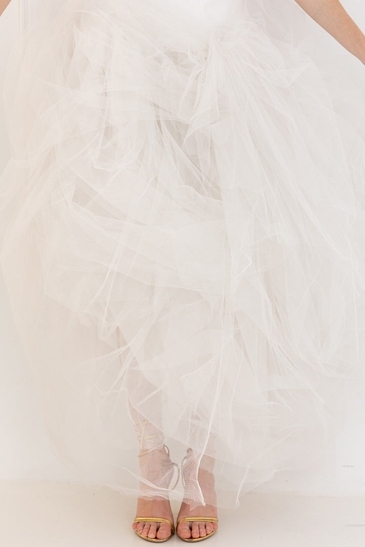 Wedding Dress with Fitted Bodice and Tulle Skirt