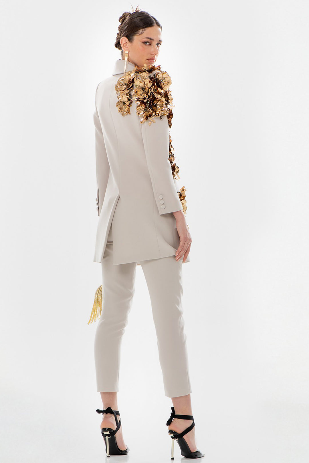 3D Floral Ornament Pants with Slim Cut and High-Waisted Blazer