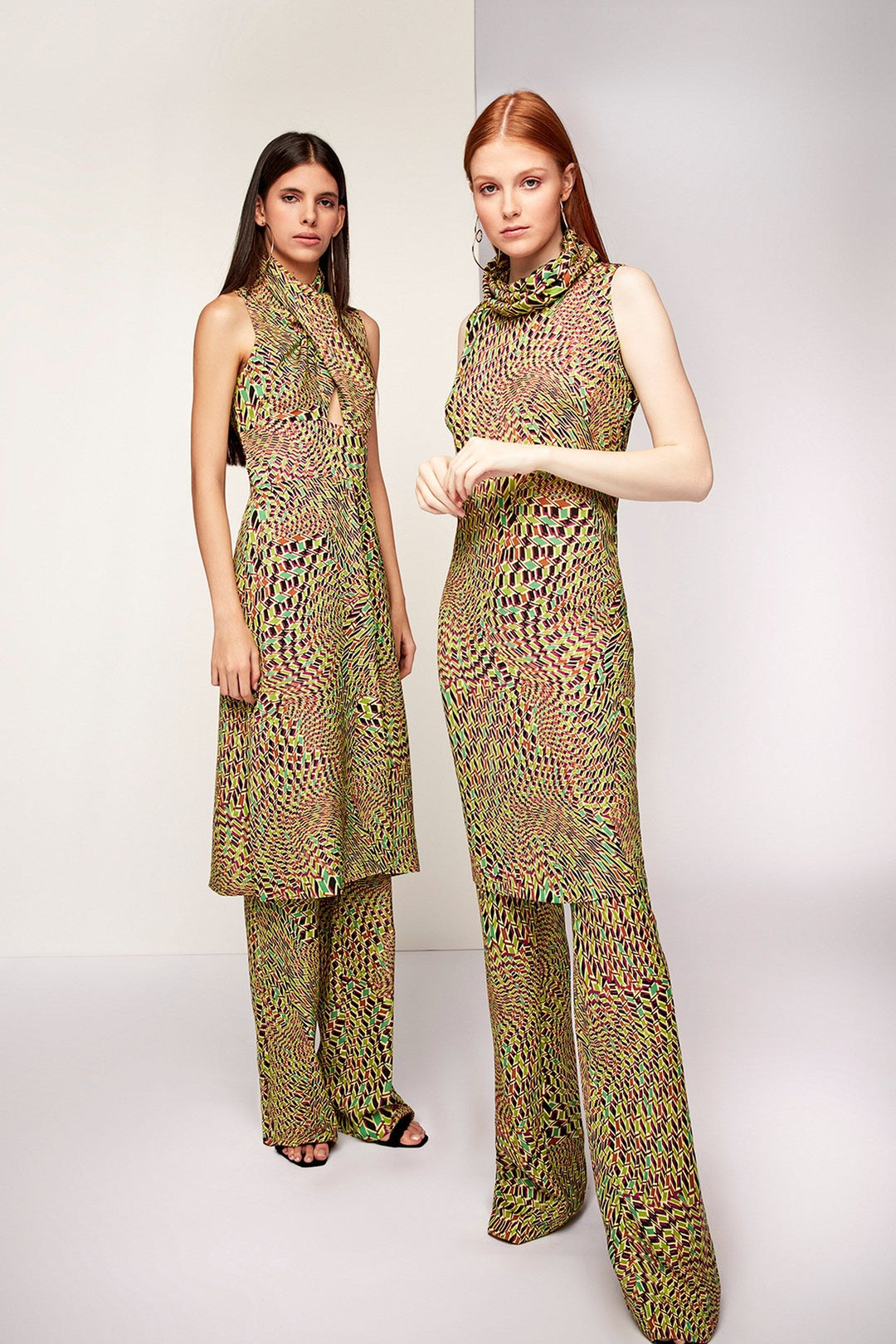 Printed Sleeveless Long Blouse with Pants