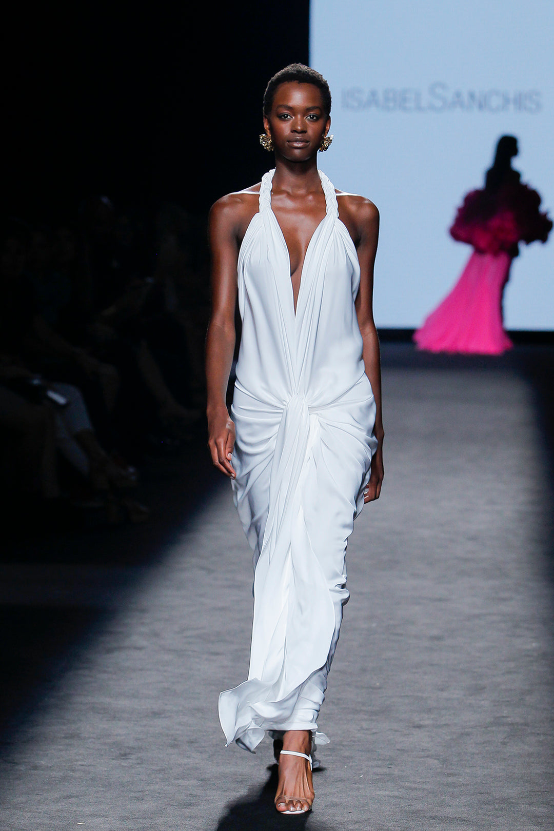Draped waistline sleeveless gown US 16 / Off-White Draped waistline sleeveless gown US 16 / Off-White