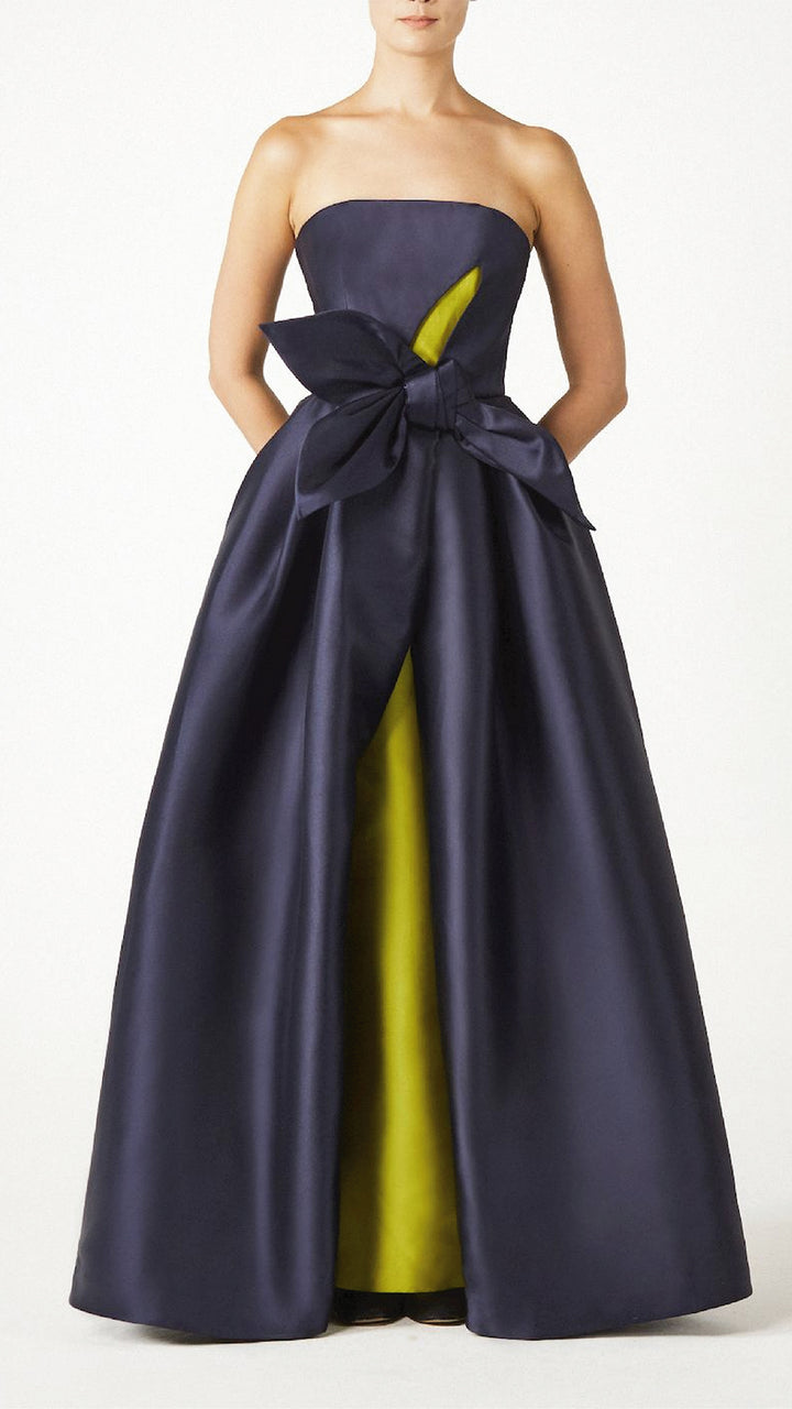 Strapless Gown with Knotted Bow