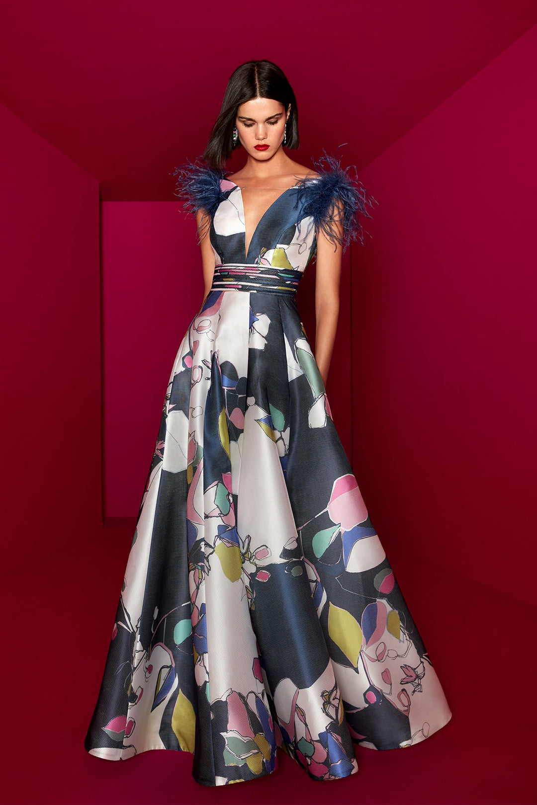 Mikado Printed Sleeveless A-line Dress with Feathers Multicolor / FR 54