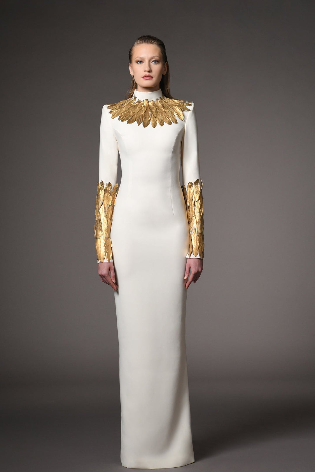 Crepe Long-Sleeved Fitted Dress M.R DESIGN Crepe Long-Sleeved Fitted Dress M.R DESIGN