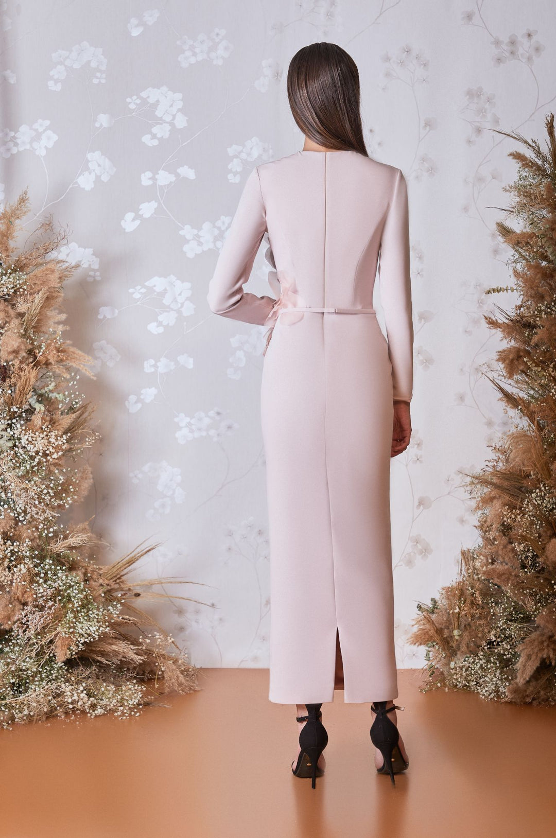 Long-Sleeved Fitted Dress with Organza Details