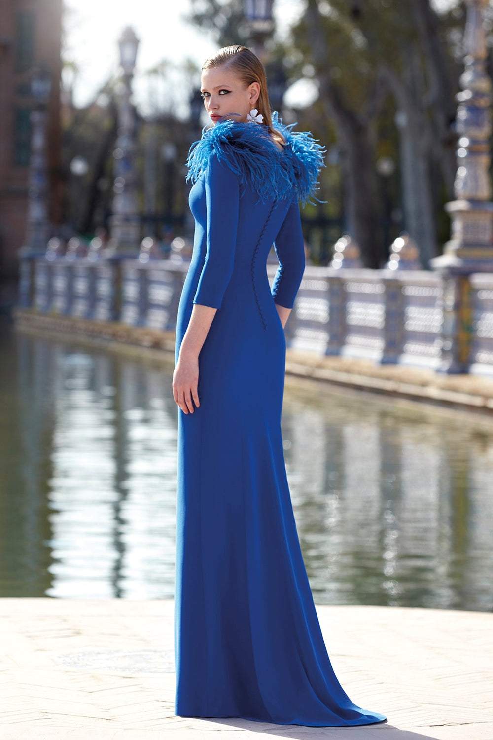 3/4 sleeves feathered neckline crepe dress