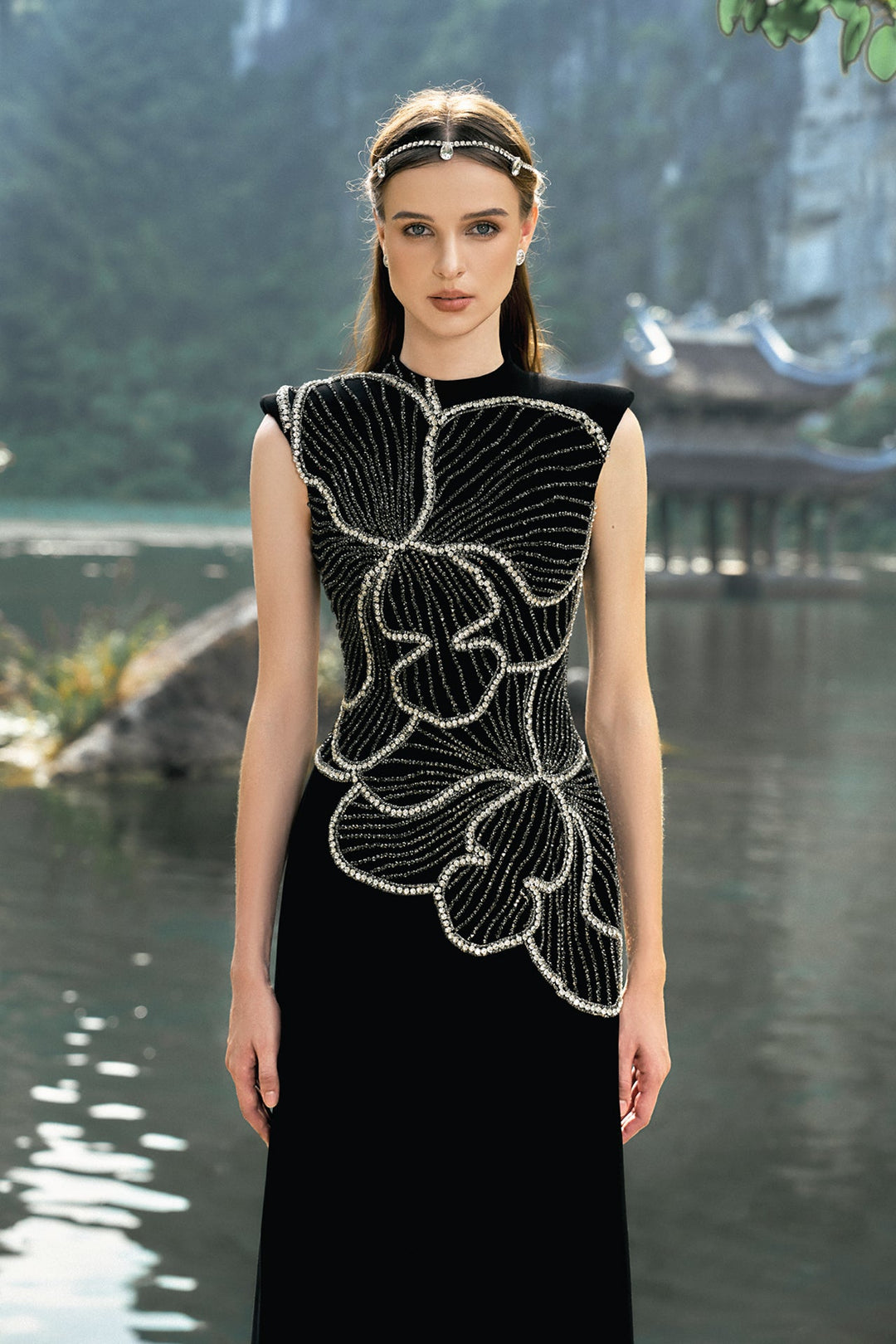 orchid embroidered dress Velvet Satin Sleeveless Dress with Orchid Embroidery Black / FR 52