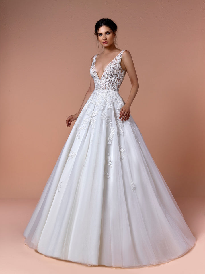 Sleeveless Princess Dress with an Embroidered Corset