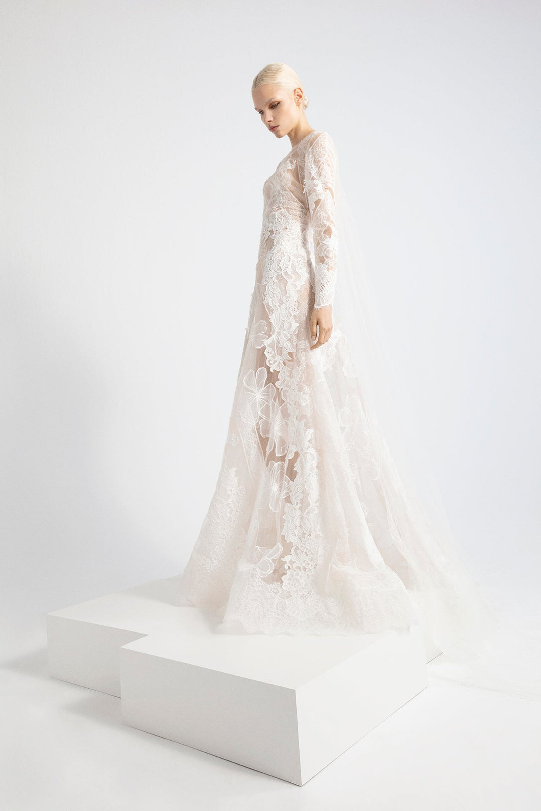 Lace Long-Sleeved A-line Wedding Dress