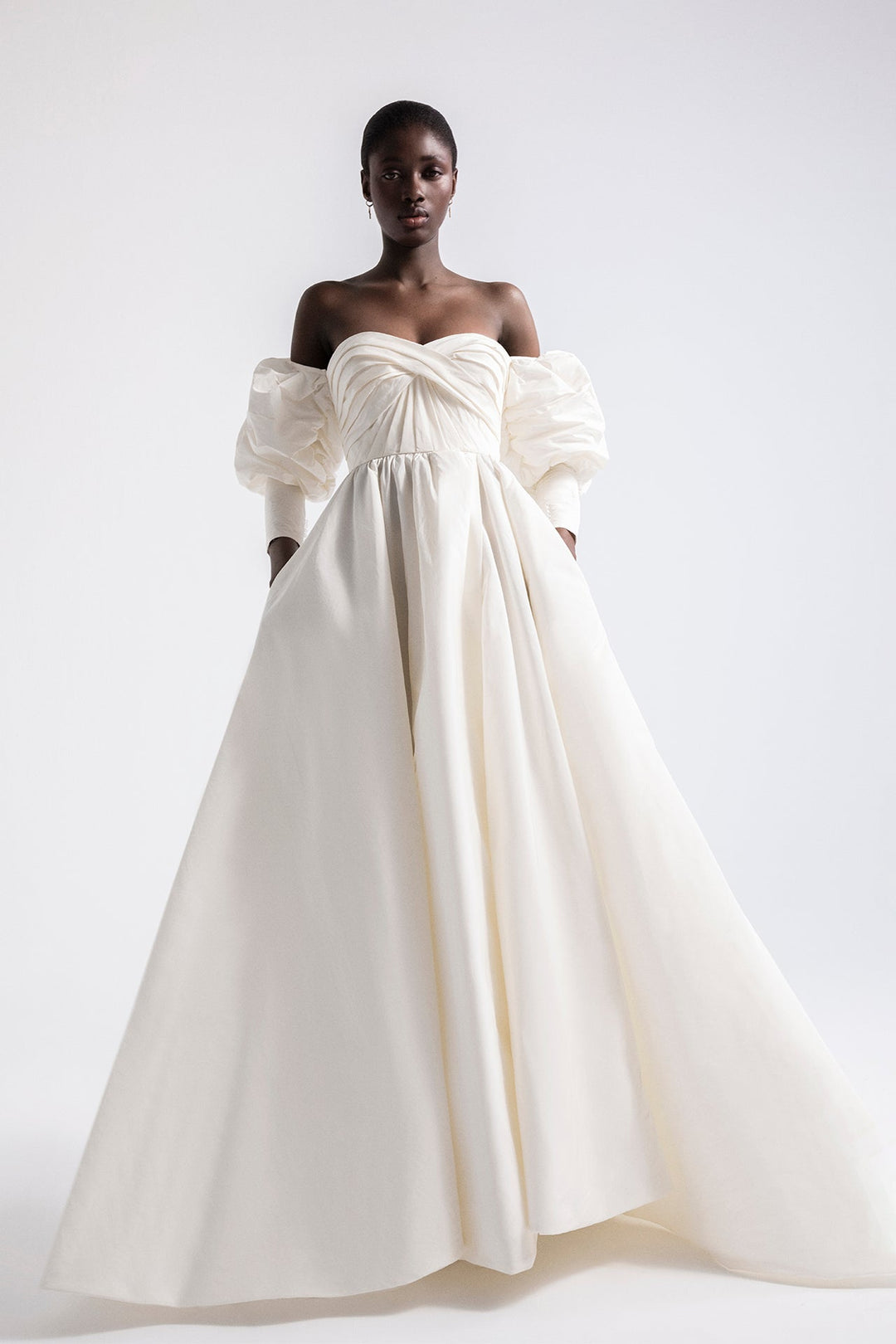 Off-The-Shoulder Taffeta Princess Wedding Dress White / FR 48 Off-The-Shoulder Taffeta Princess Wedding Dress White / FR 48